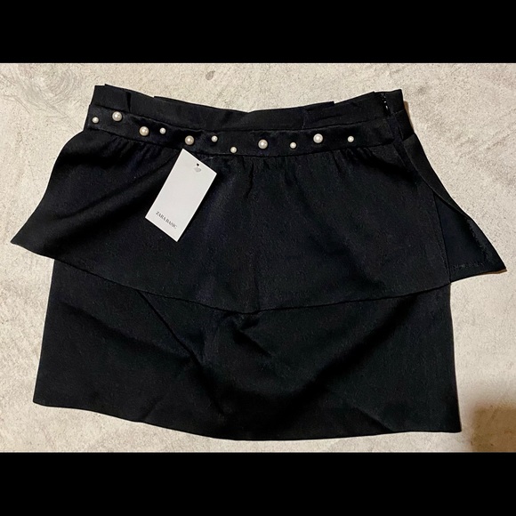 ZARA - Pearl Peplum Mini Skirt (NWT) - Picture 3 of 4